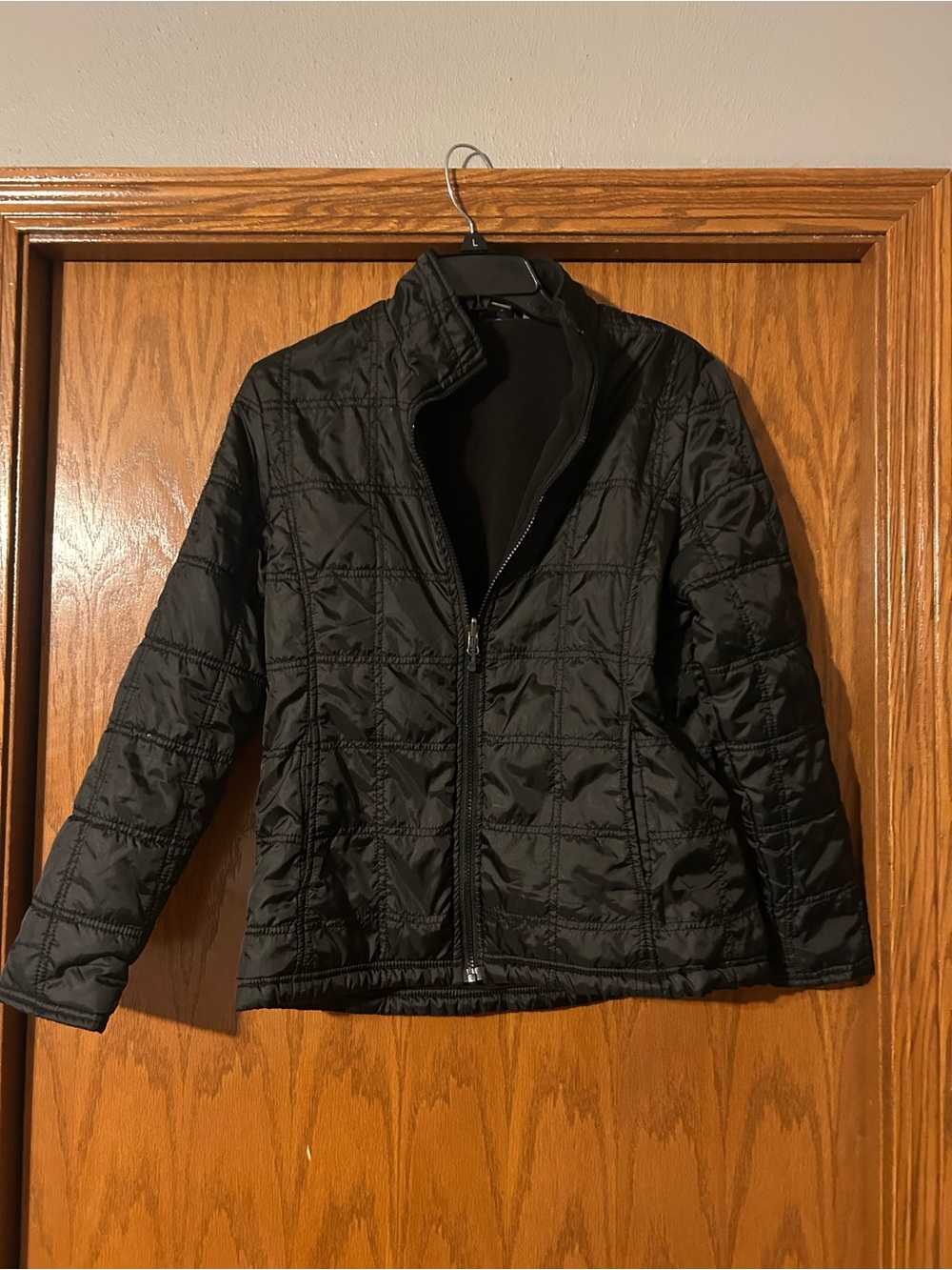 Women's Black Quilted Packable Puffer Jacket